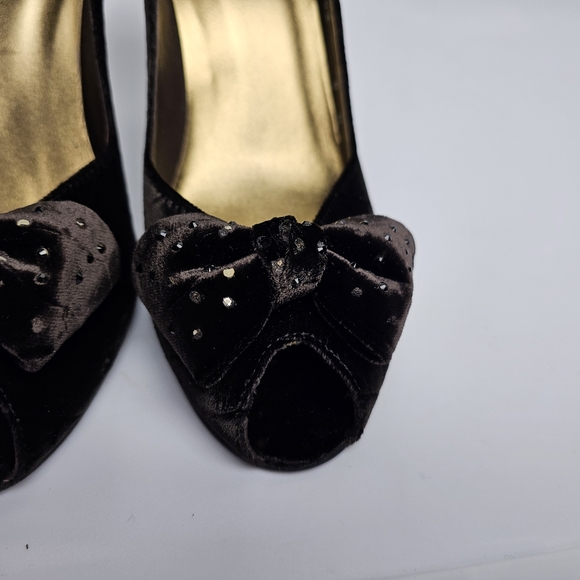 Stuart Weitzman Brown Velvet Snake Skin RhinestoneBow Leather Peeptoe Heels - Picture 8 of 11